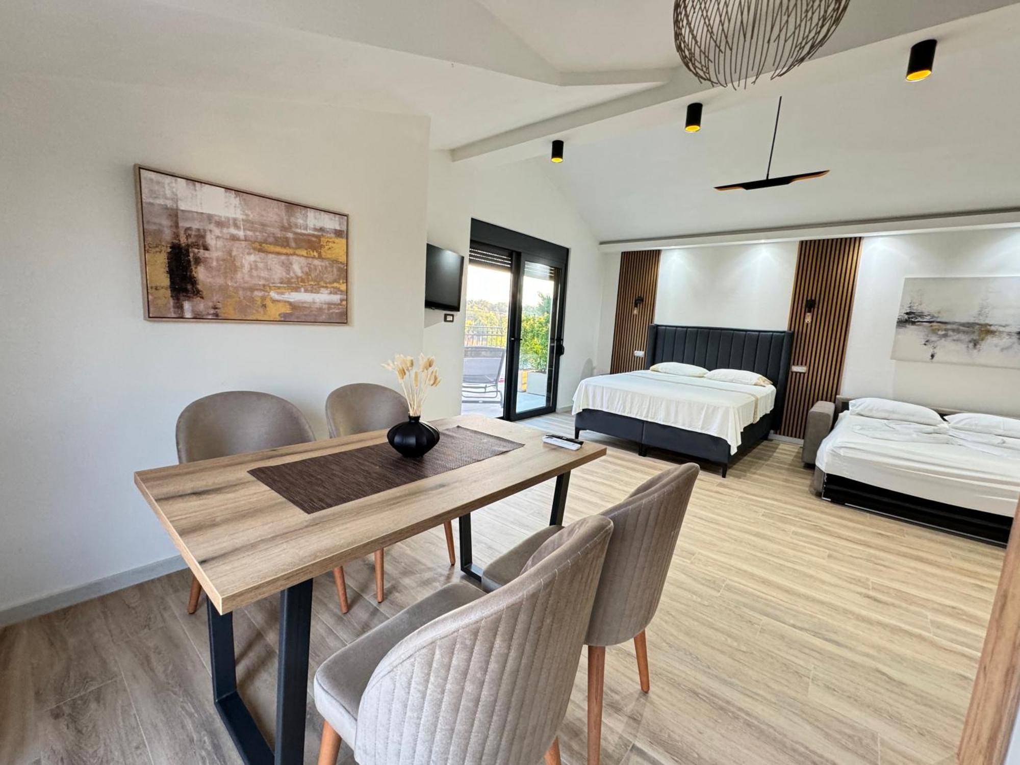 Apartments Lj Ulcinj Kültér fotó