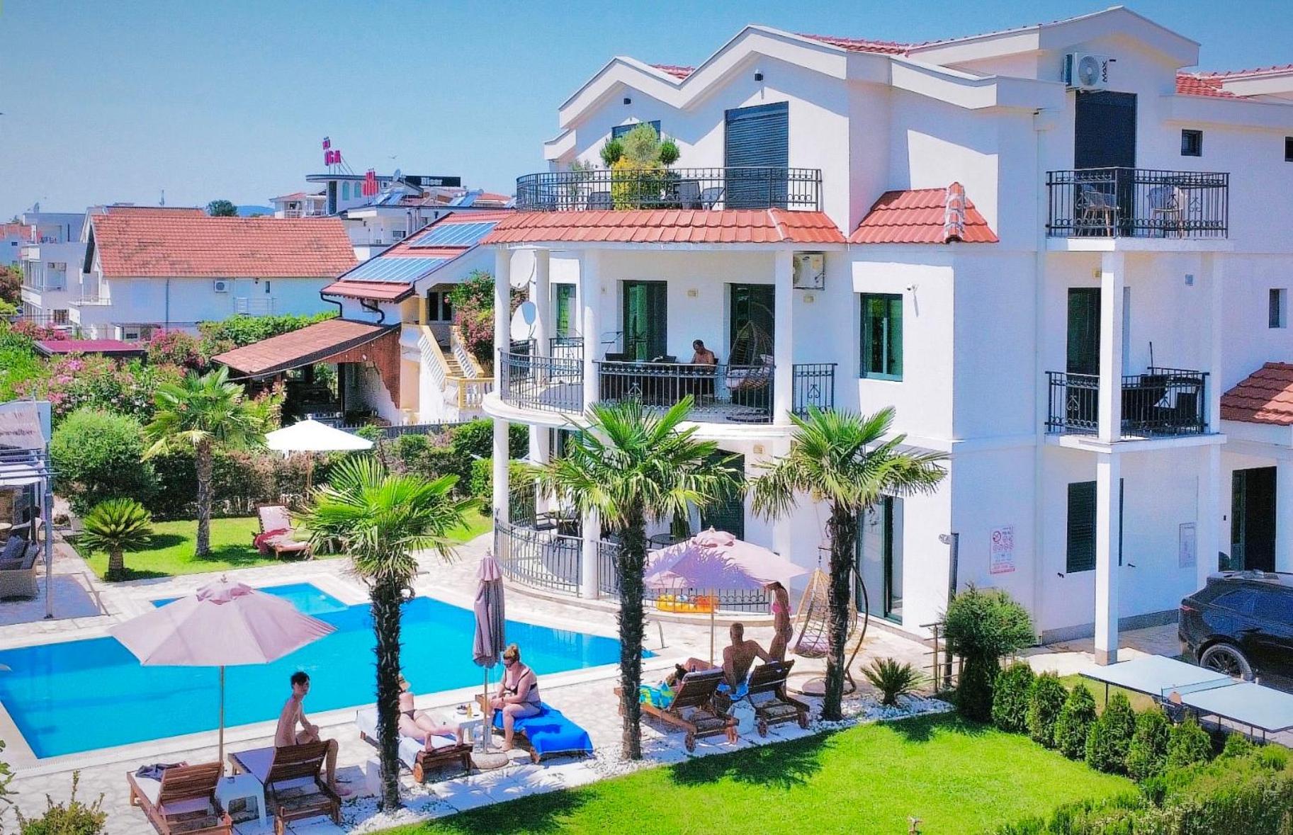 Apartments Lj Ulcinj Kültér fotó