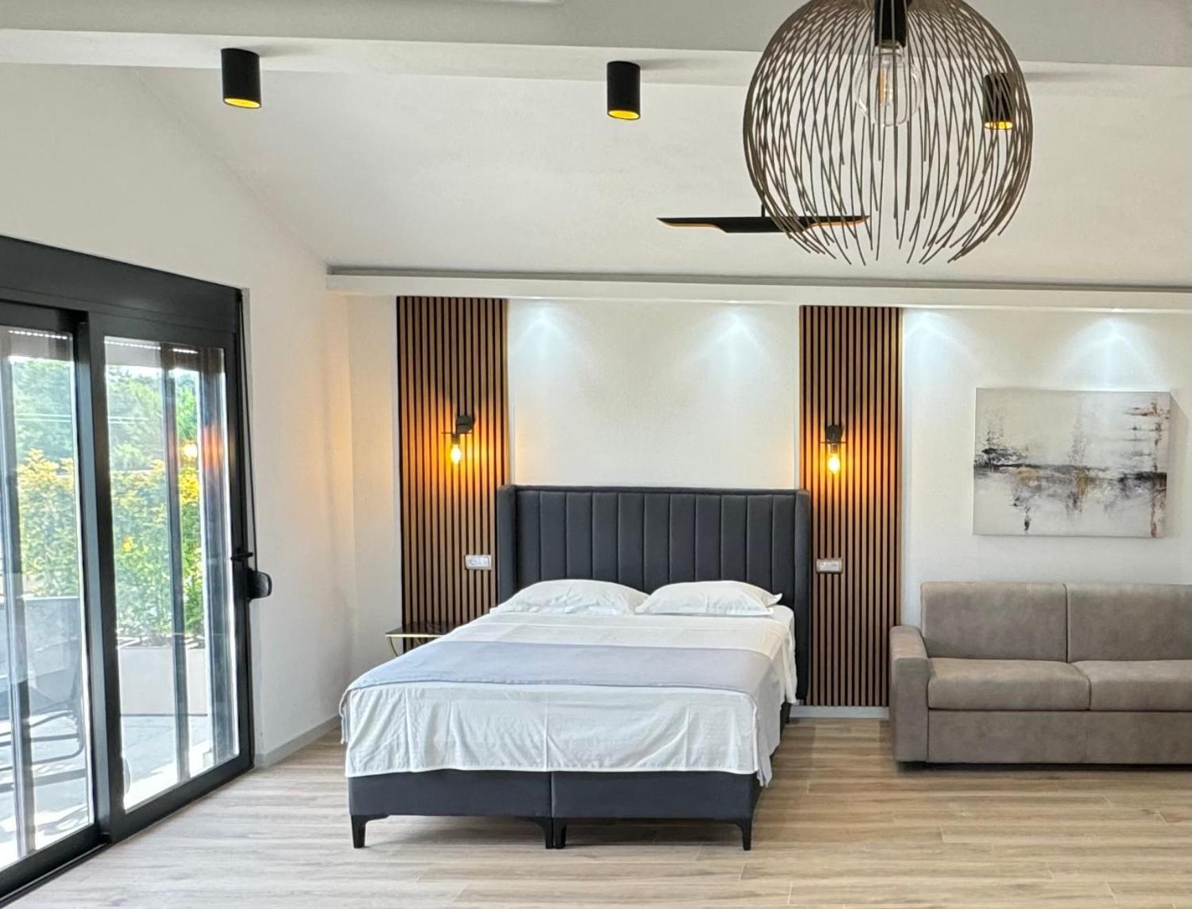 Apartments Lj Ulcinj Kültér fotó